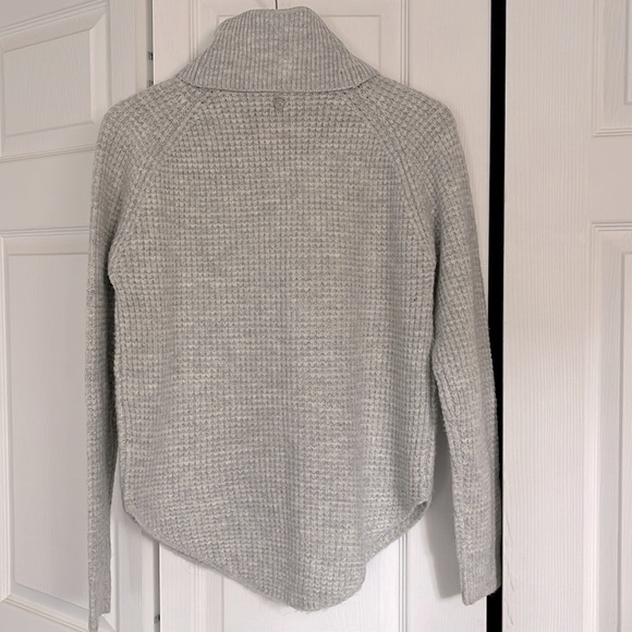 Excellent condition Kuhl Sienna Sweater  - S - Picture 4 of 5